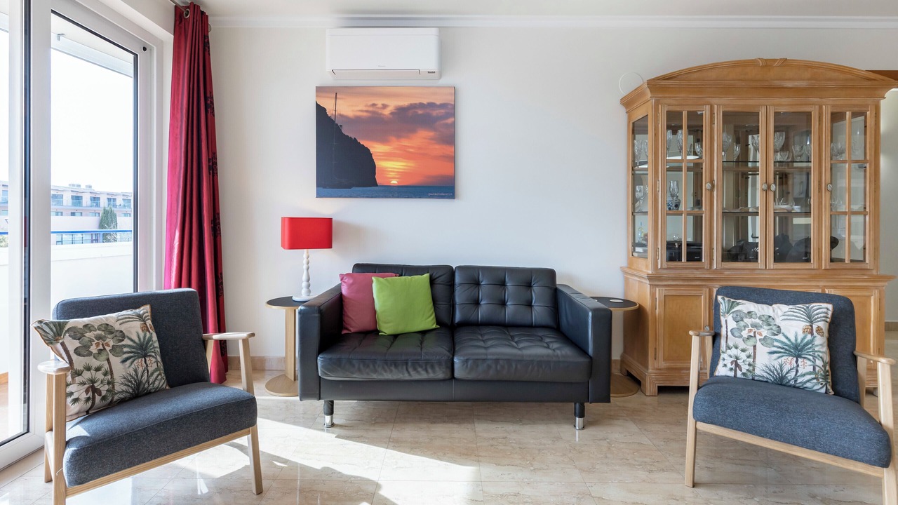 Photo of Livingroom in Meia Praia