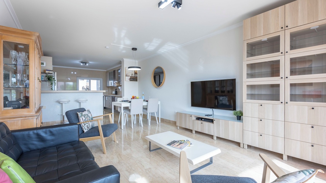 Photo of Livingroom in Meia Praia