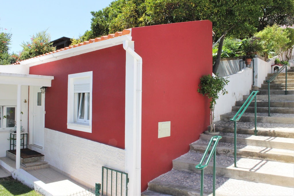 Photo of Buildings in Alges