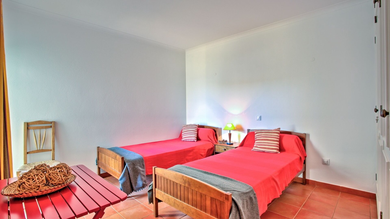 Photo of Bedroom in Meia Praia