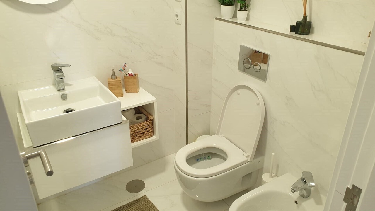 Photo of Bathroom in Portimao