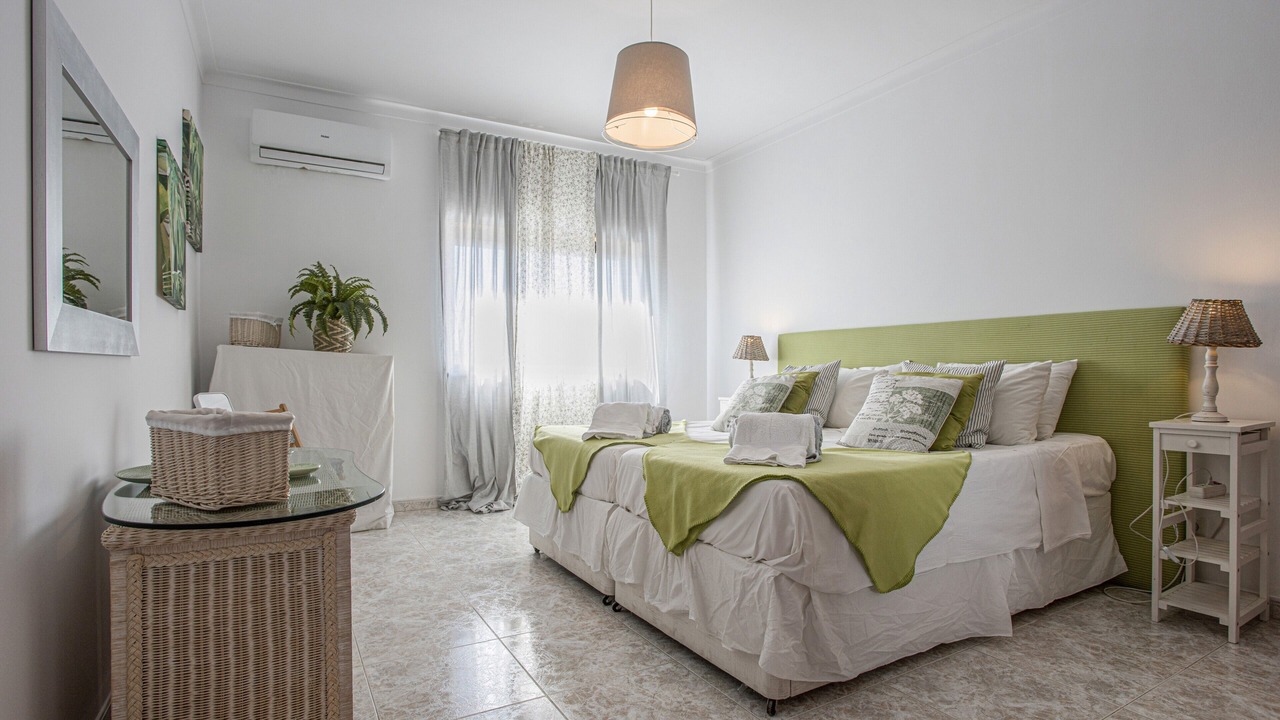 Photo of Bedroom in Ferragudo