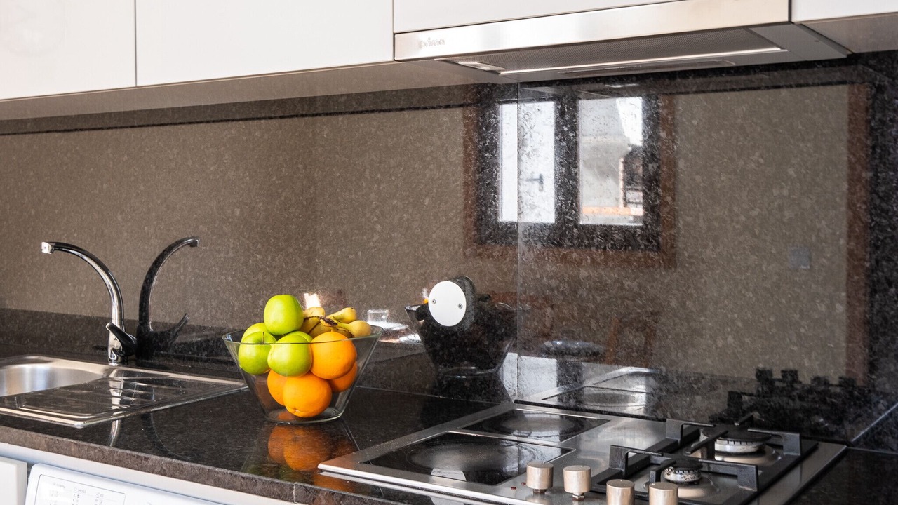 Photo of Kitchen in Peneco Beach