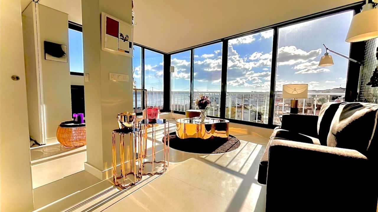 Photo of Livingroom in Chiado