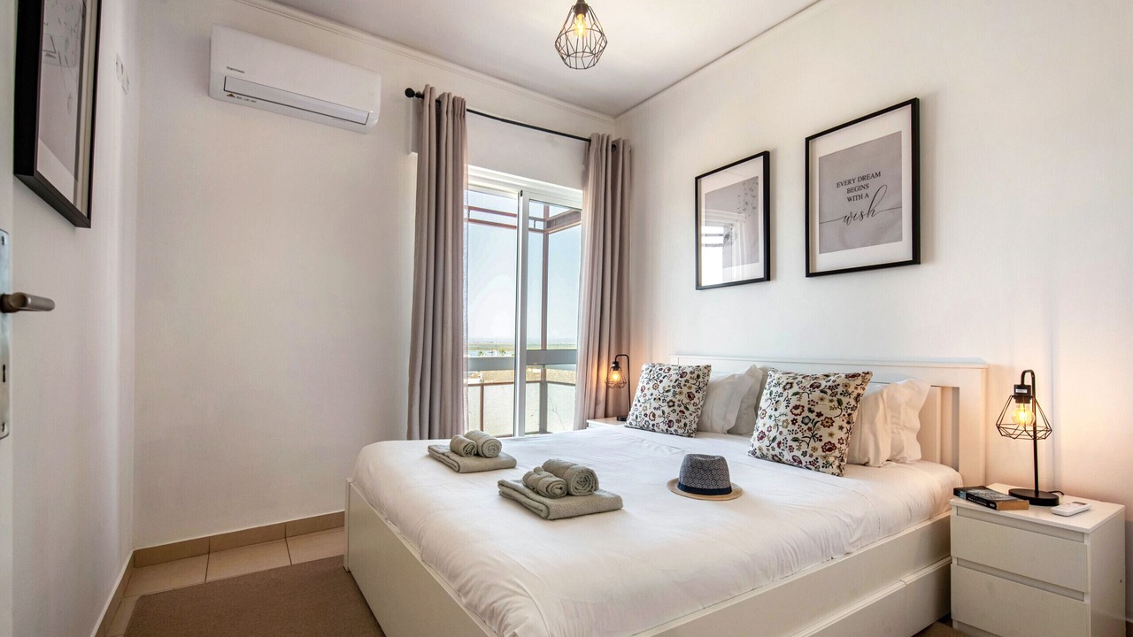 Photo of Bedroom in Faro City Centre