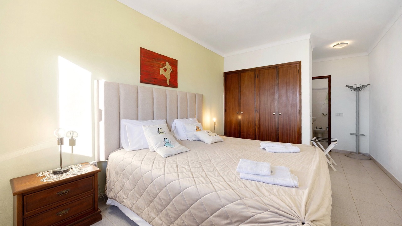 Photo of Bedroom in Vale de Centianes