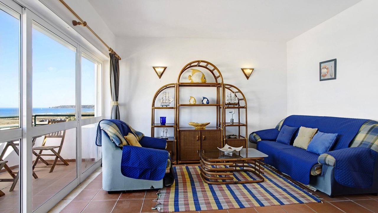 Photo of Livingroom in Meia Praia