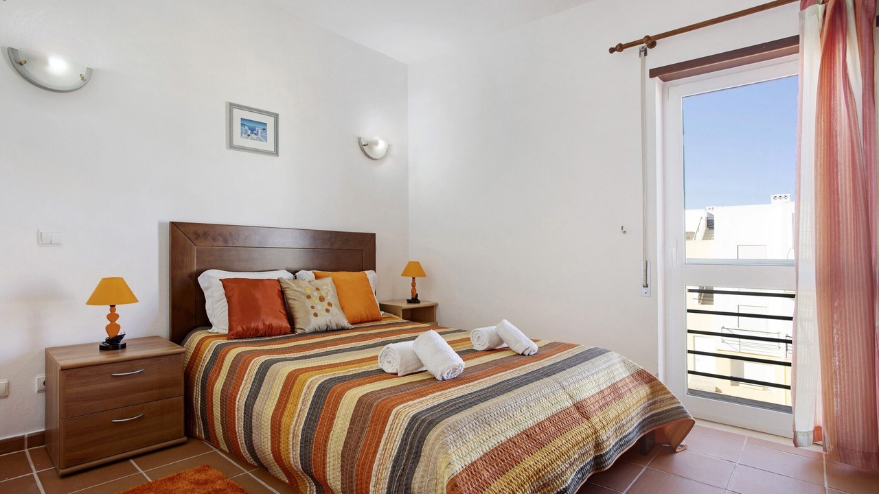 Photo of Bedroom in Meia Praia