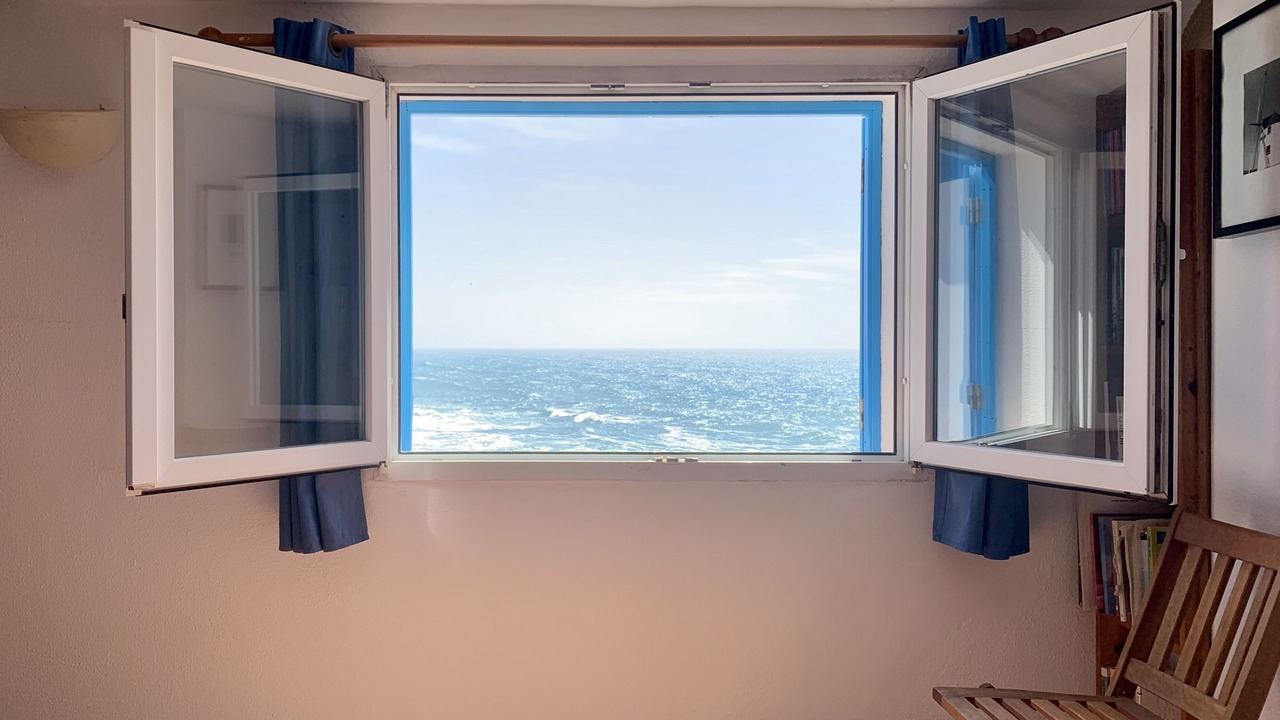 Photo of Bedroom in Azenhas do Mar
