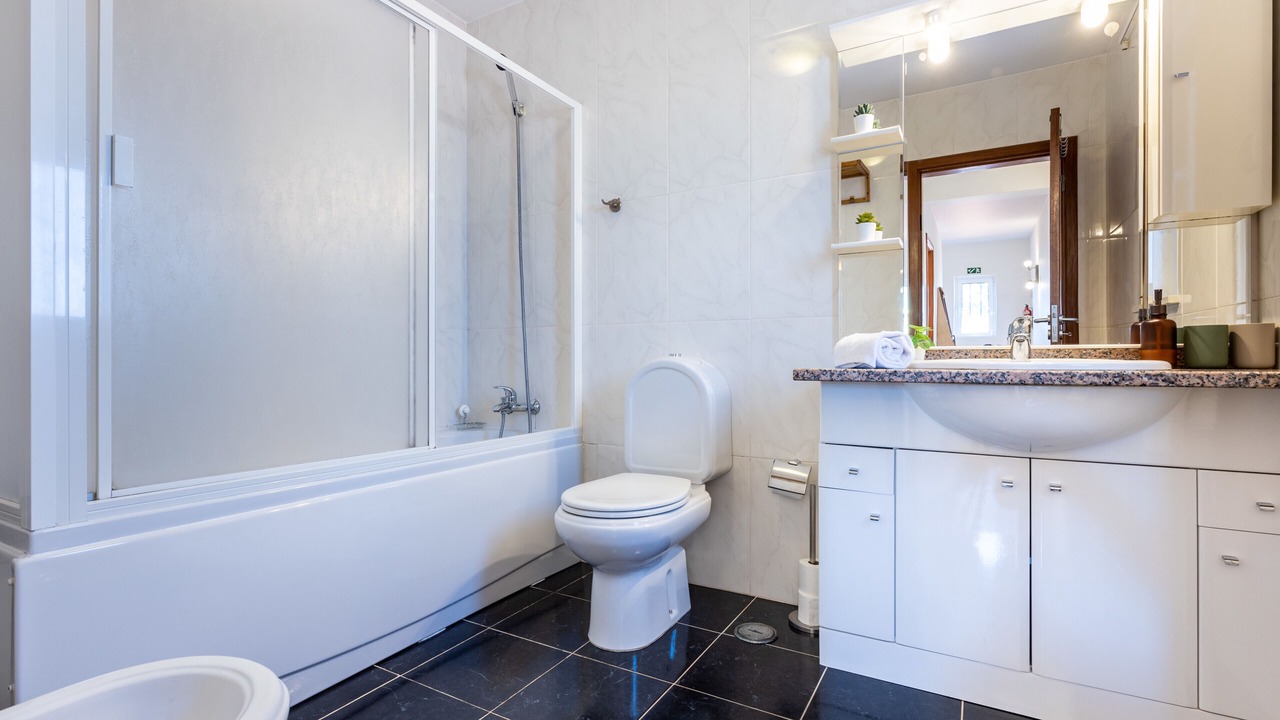 Photo of Bathroom in Aljezur