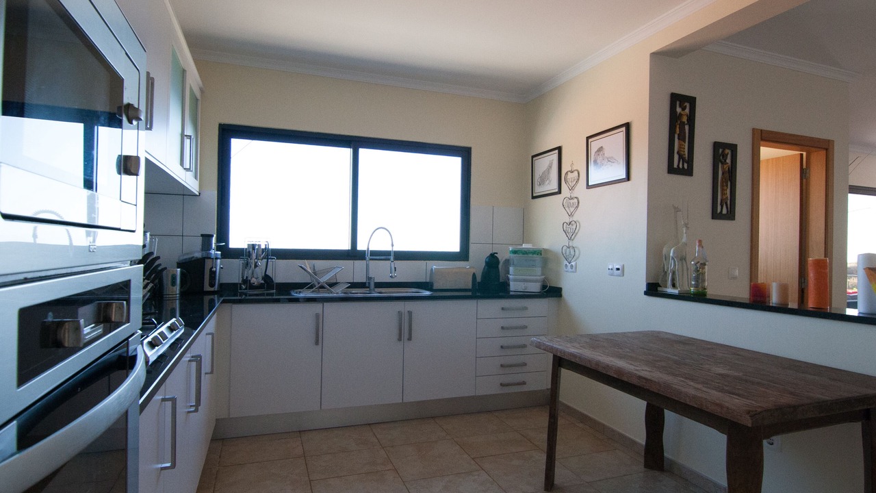 Photo of Kitchen in Lombo do Doutor