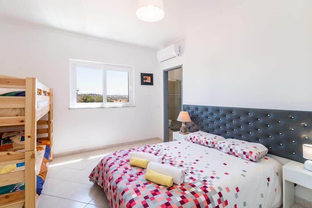 Photo of Bedroom in Armacao de Pera