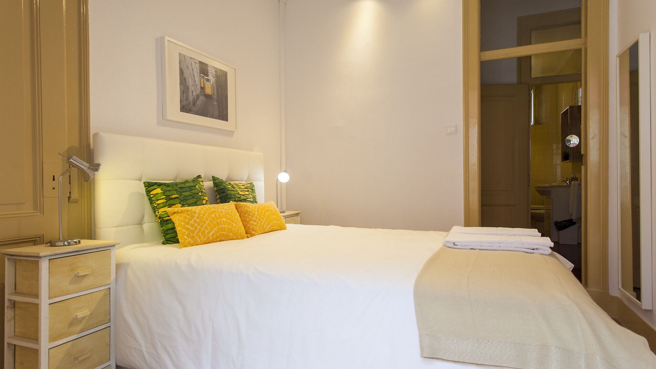 Photo of Bedroom in Baixa