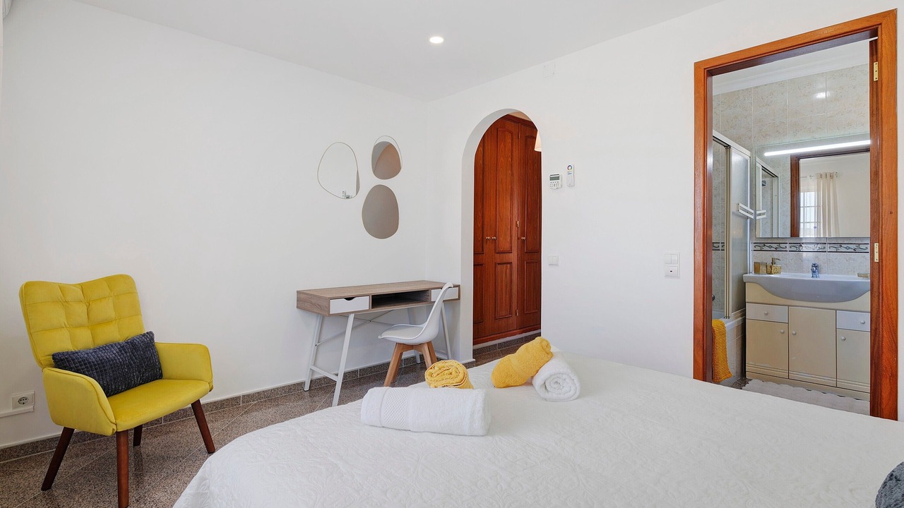 Photo of Bedroom in Vale de Carro