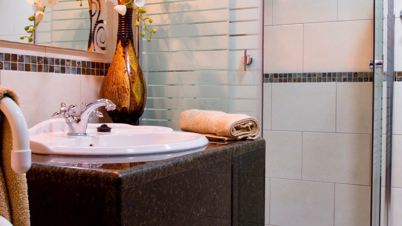 Photo of Bathroom in Calheta