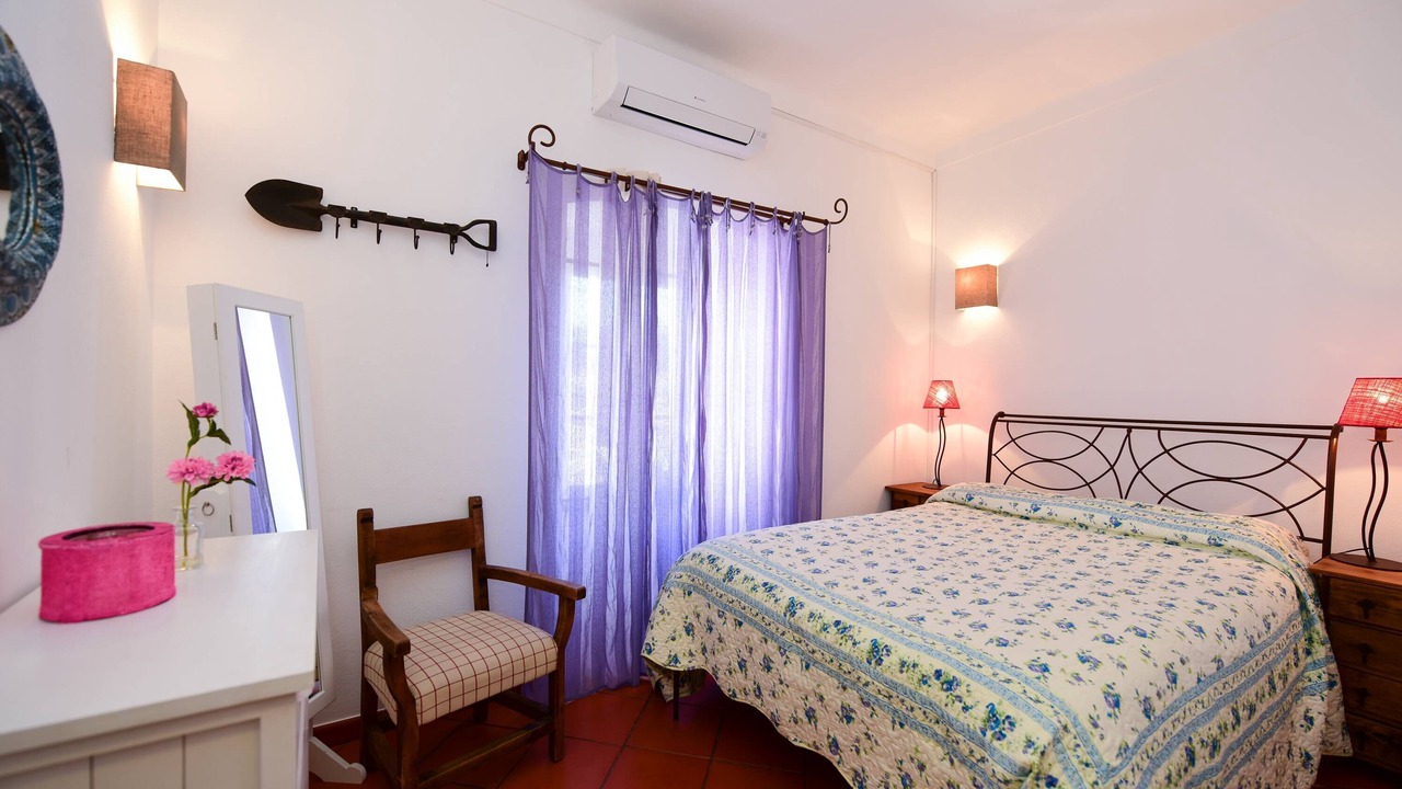 Photo of Bedroom in Beira