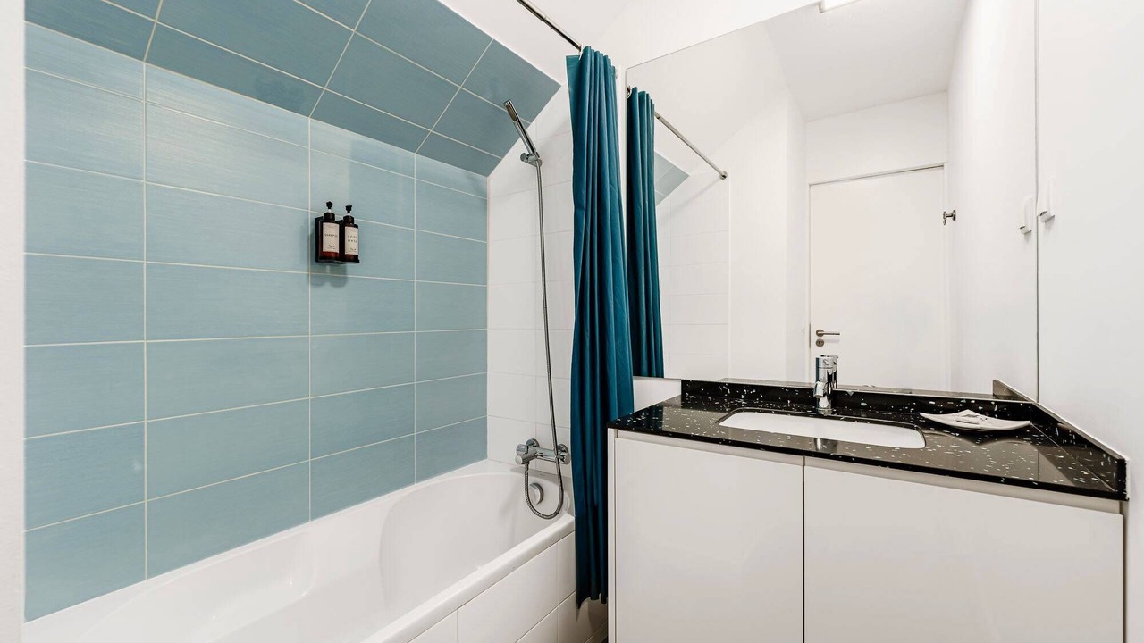 Photo of Bathroom in Cascais