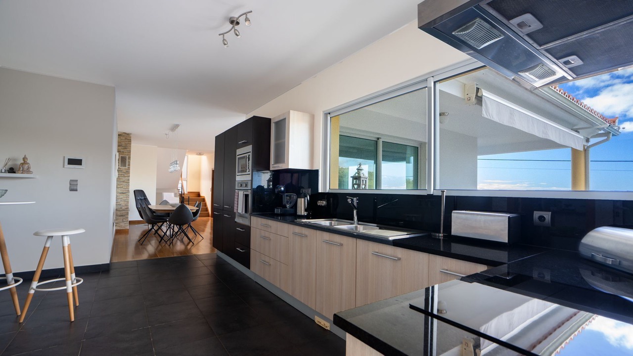 Photo of Kitchen in Calheta