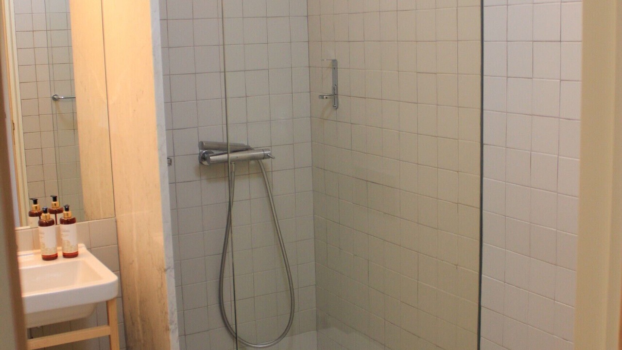 Photo of Bathroom in Centro / Baixa