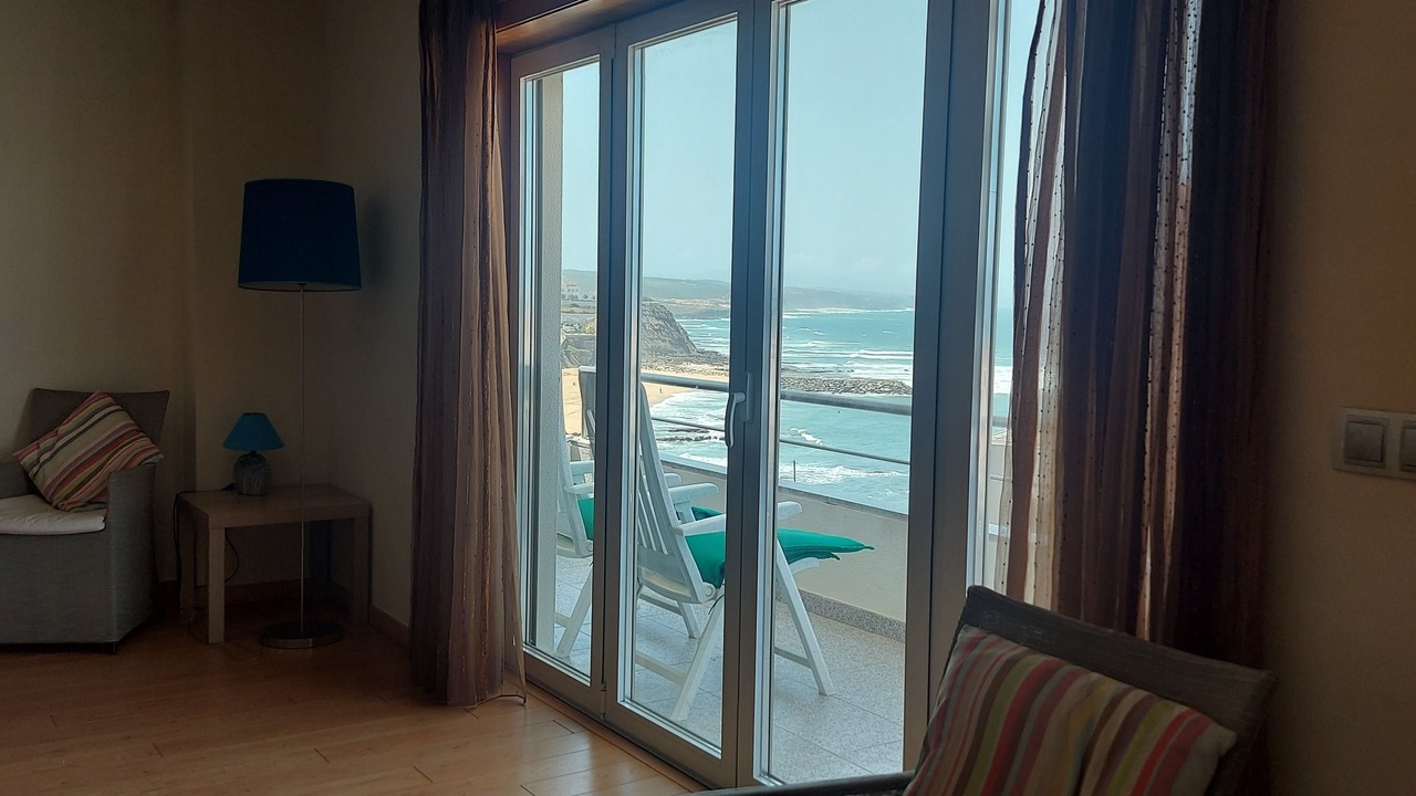Photo of Livingroom in Ericeira