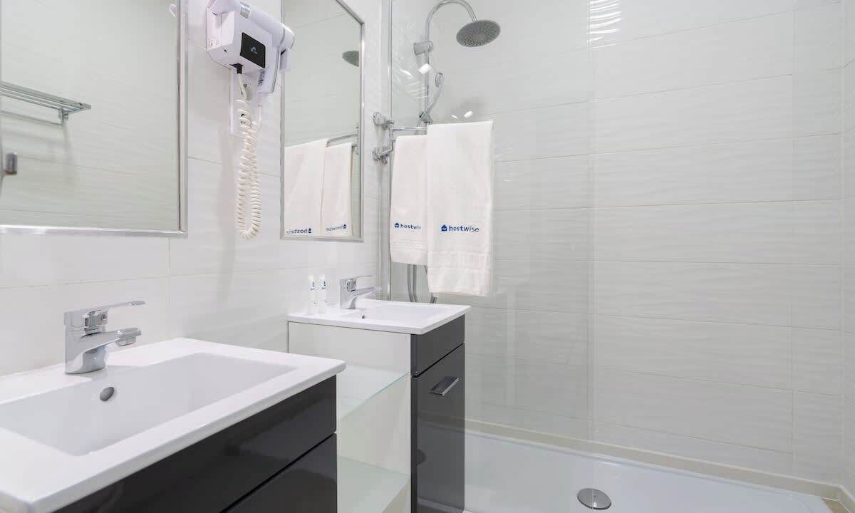Photo of Bathroom in Centro / Baixa