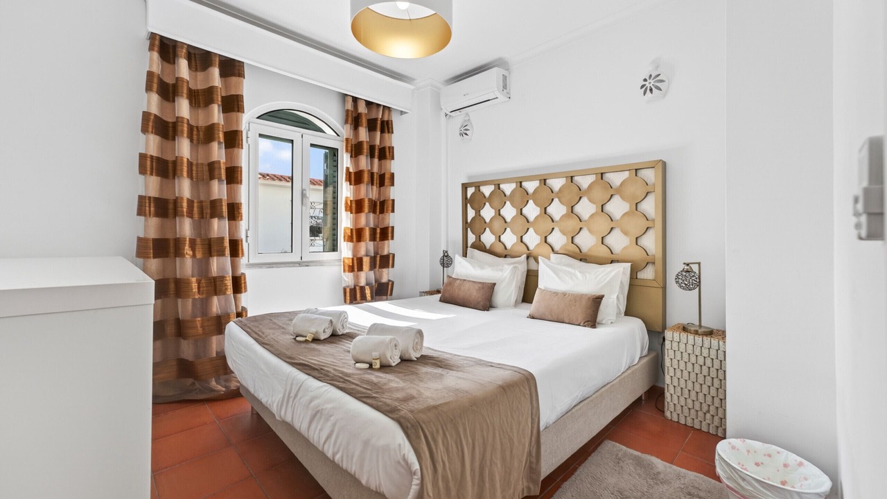 Photo of Bedroom in Quarteira