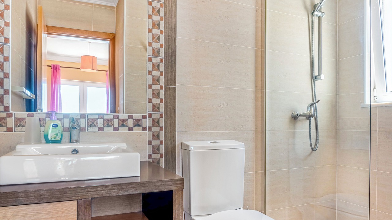 Photo of Bathroom in Aljezur