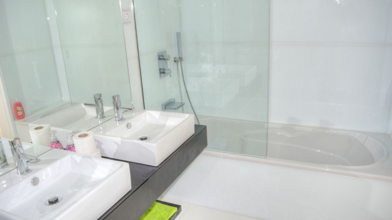 Photo of Bathroom in Fuseta