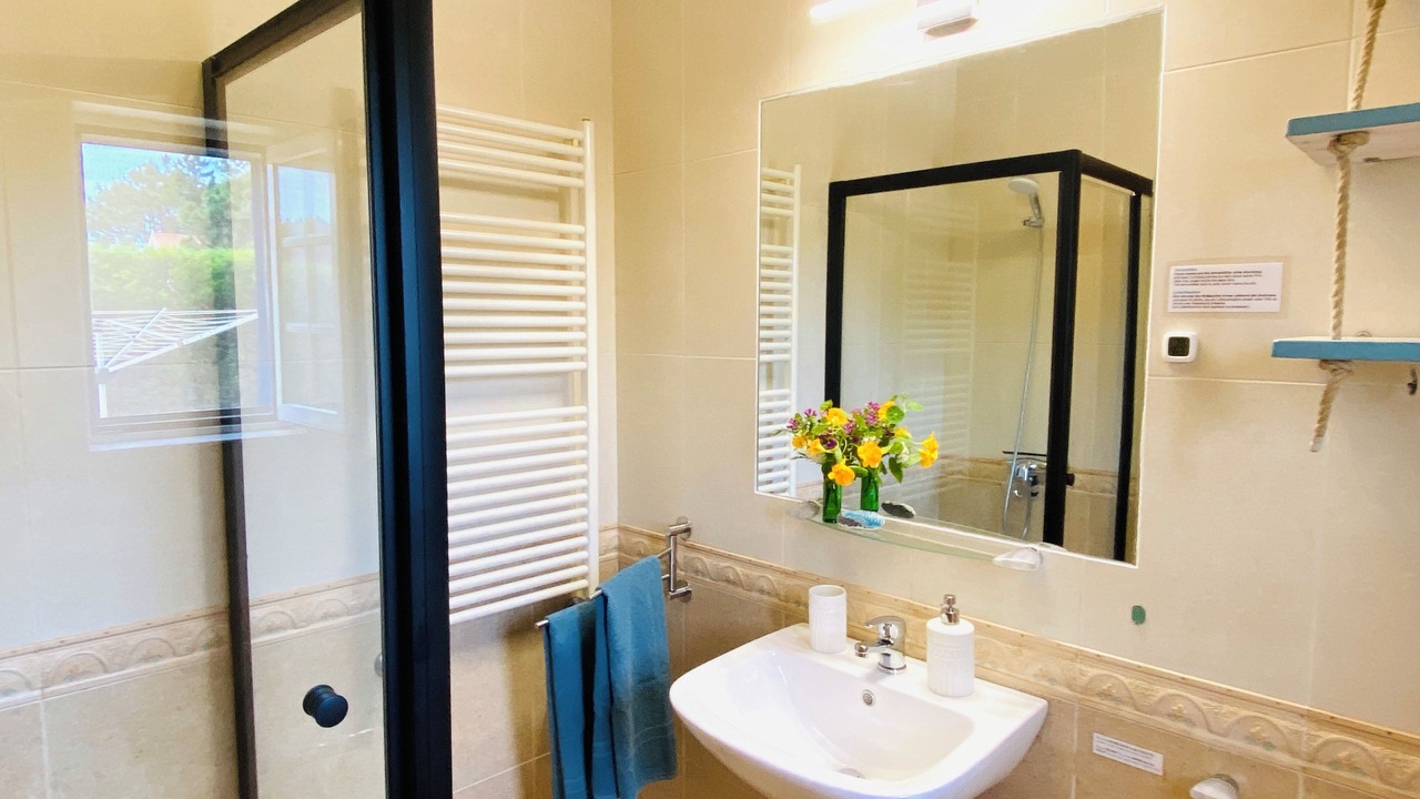 Photo of Bathroom in Aljezur