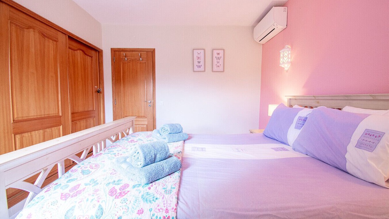 Photo of Bedroom in Lagoa e Carvoeiro