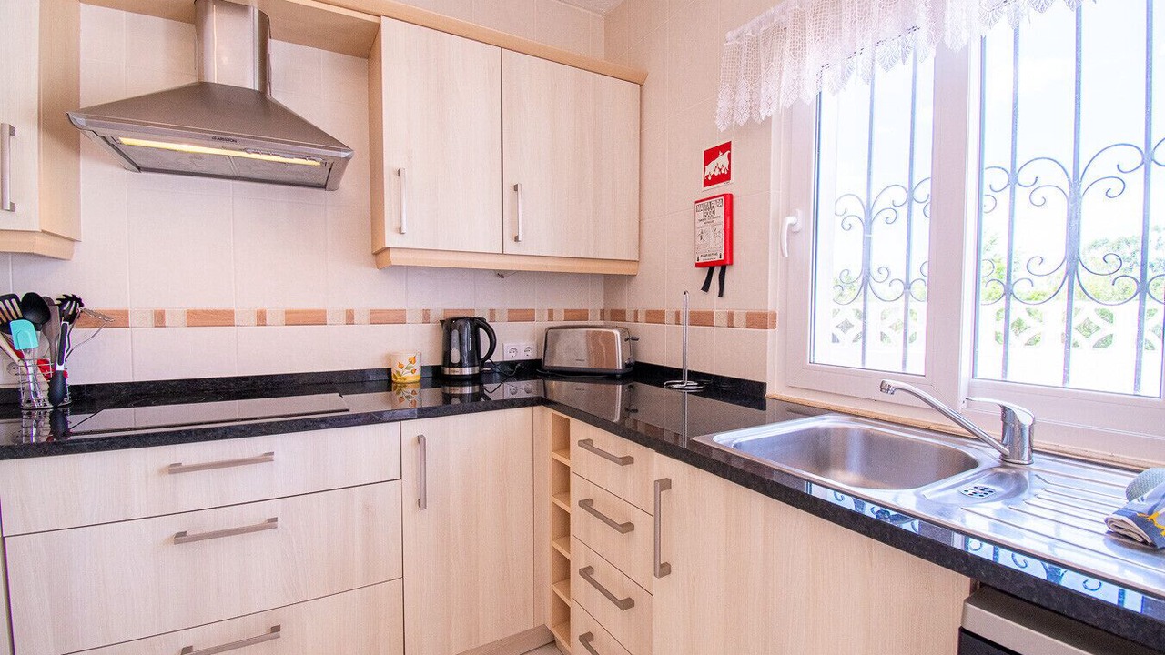 Photo of Kitchen in Lagoa e Carvoeiro