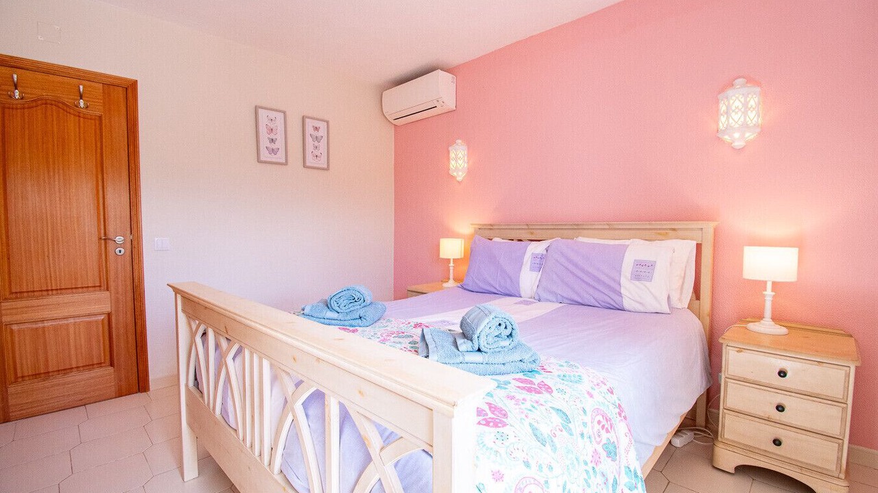 Photo of Bedroom in Lagoa e Carvoeiro