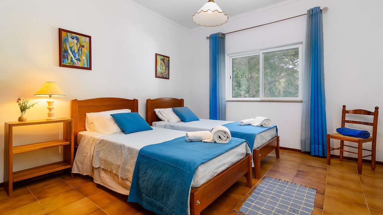 Photo of Bedroom in Meia Praia