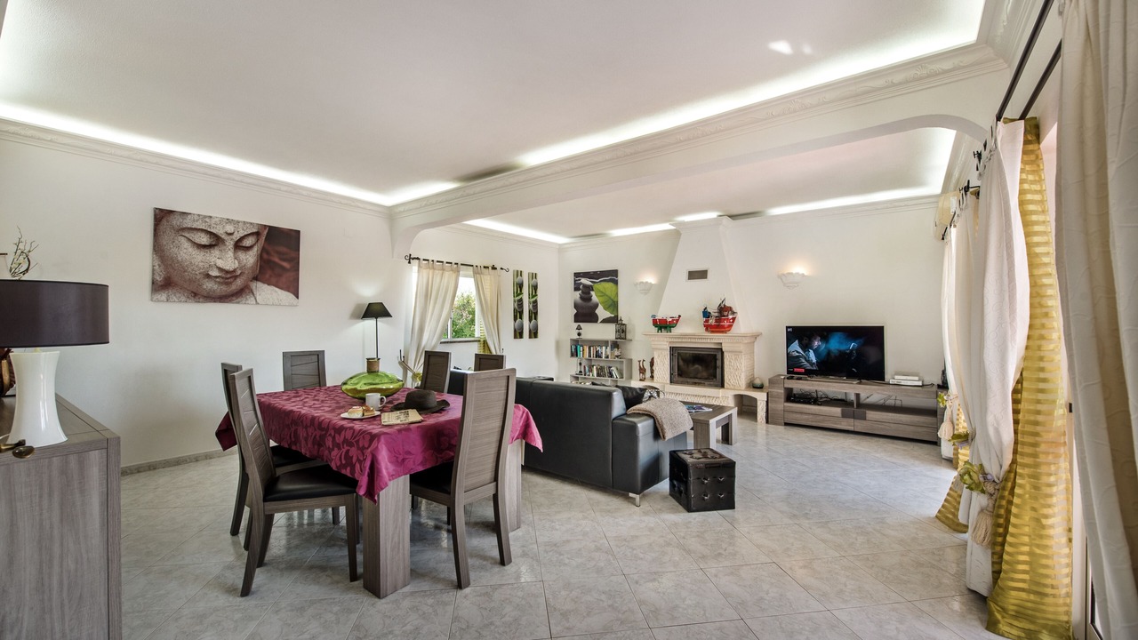 Photo of Livingroom in Monte Raposo