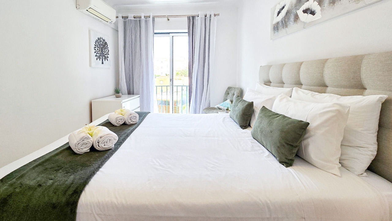 Photo of Bedroom in Praia da Rocha