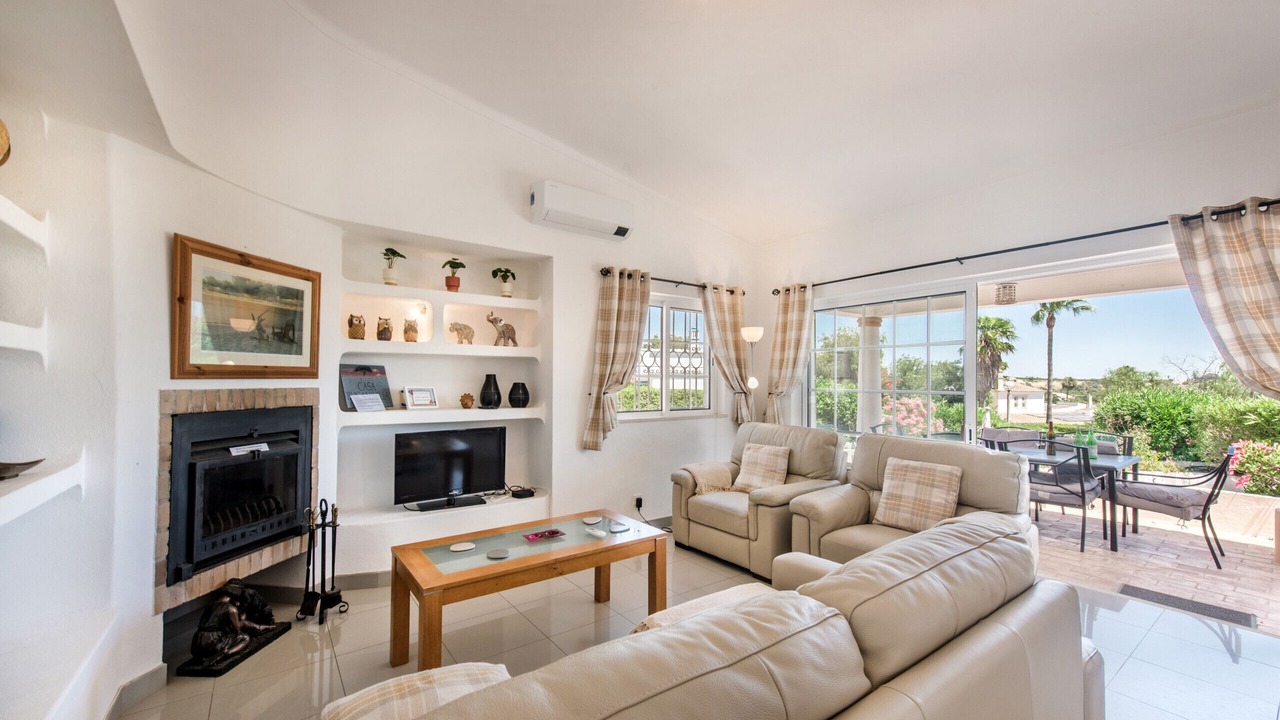 Photo of Livingroom in Guia