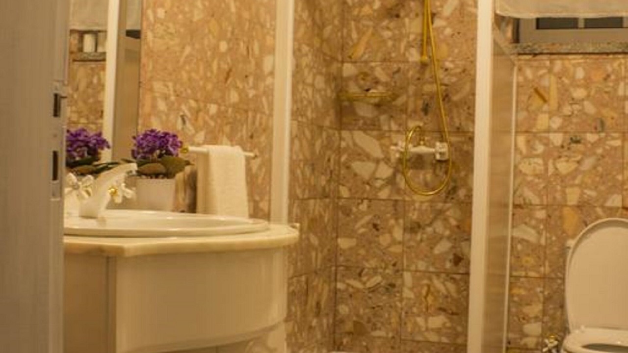 Photo of Bathroom in Lamego