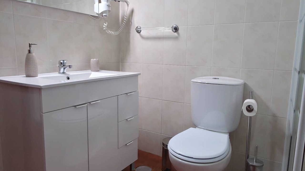 Photo of Bathroom in Arouca