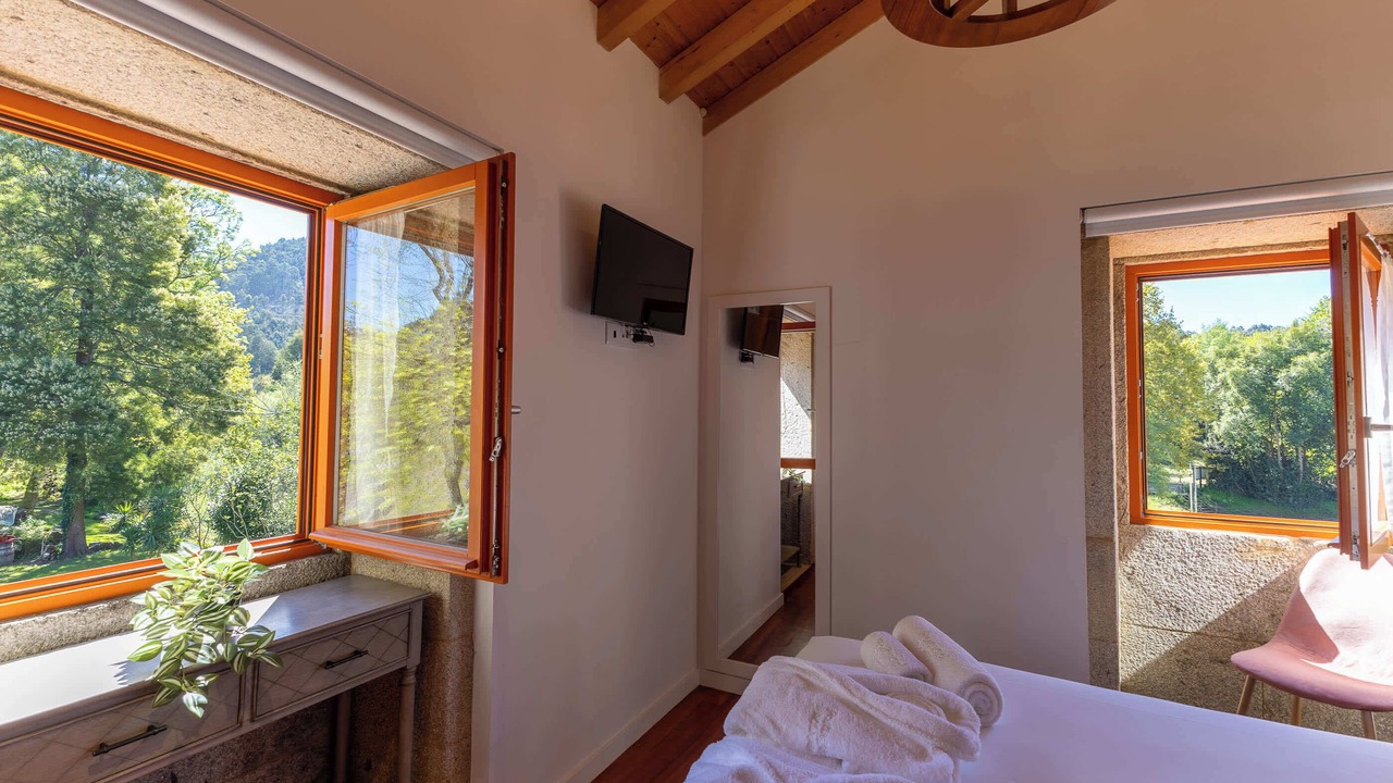 Photo of Bedroom in Lanhelas