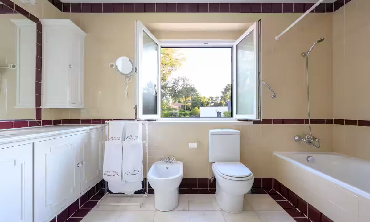Photo of Bathroom in Castelo