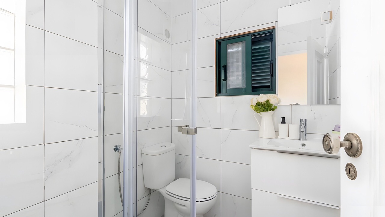 Photo of Bathroom in Armamar