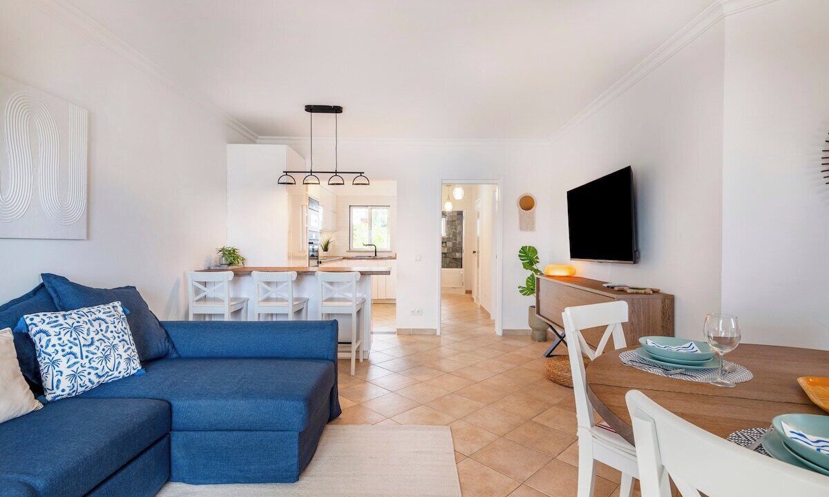 Photo of Livingroom in Alpouvar