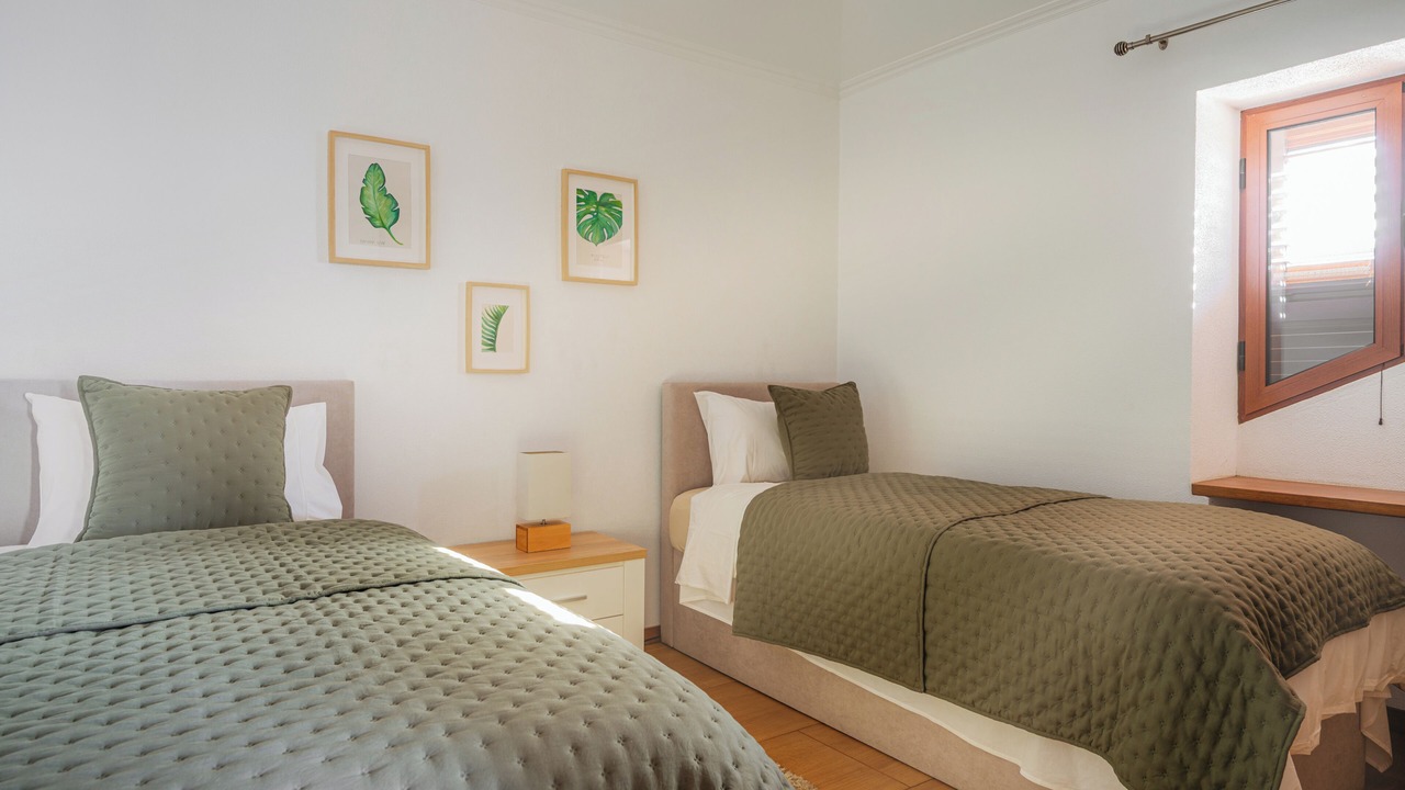 Photo of Bedroom in Calheta