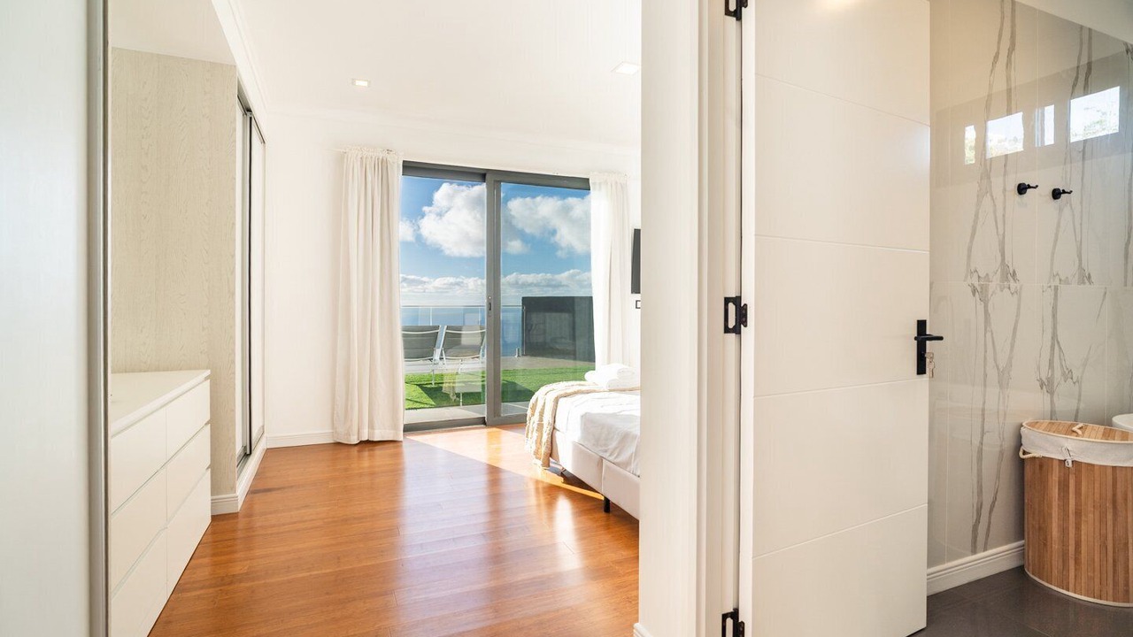 Photo of Bedroom in Paul do Mar