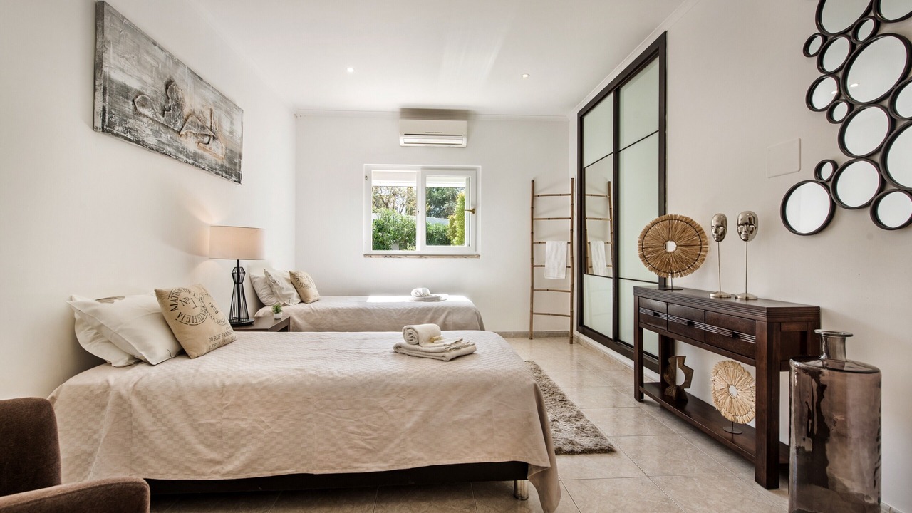 Photo of Bedroom in Apra