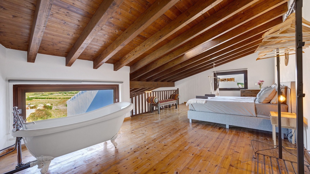 Photo of Bedroom in Raposeira