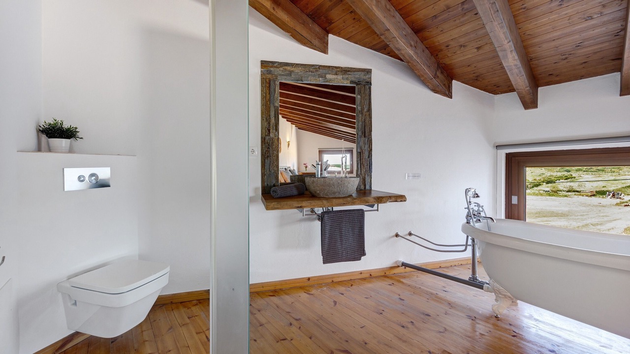 Photo of Bathroom in Raposeira