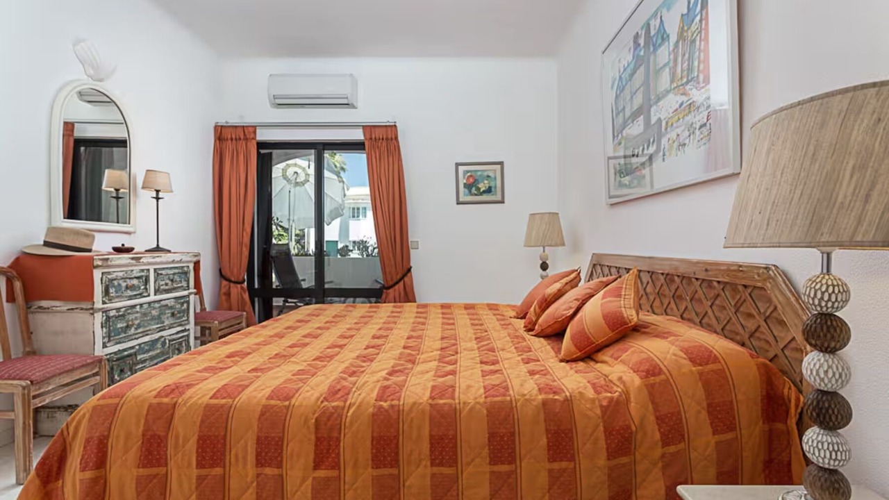 Photo of Bedroom in Vale do Garrao