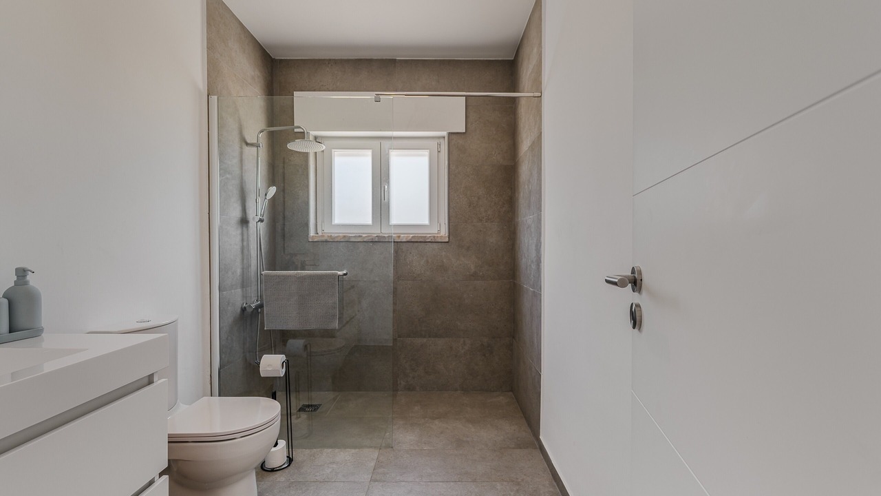 Photo of Bathroom in Palhais