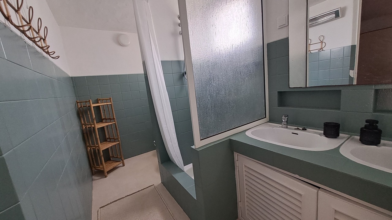 Photo of Bathroom in Branqueira